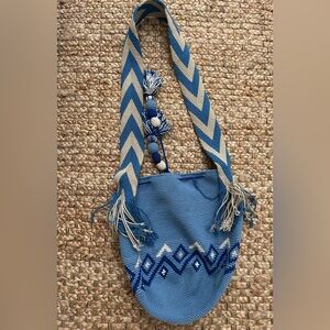 Hand made in Colombia New Authentic Colombian Blue and Cream Woven Shoulder Bag